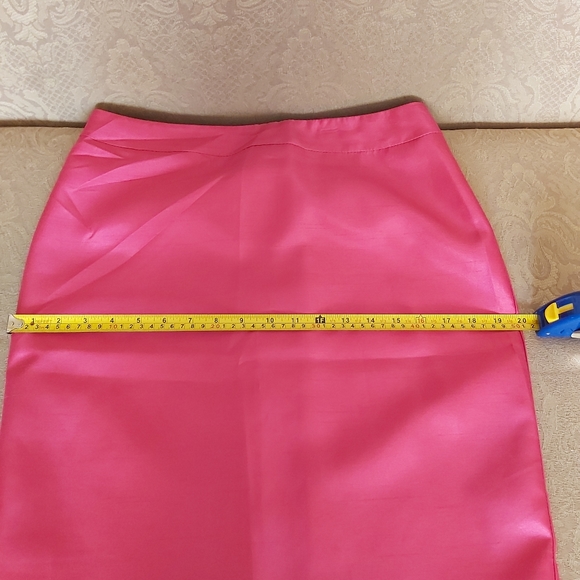 Melanie- Lyne out fit Size 4 - Picture 3 of 10